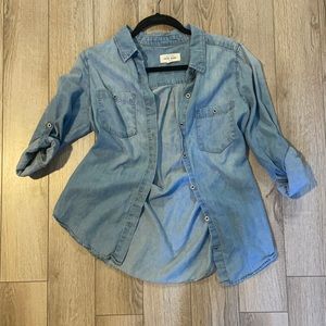 Basic denim wax jean shirt